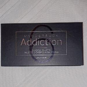 Younique Moodstruck Addiction Shadow Palette 6